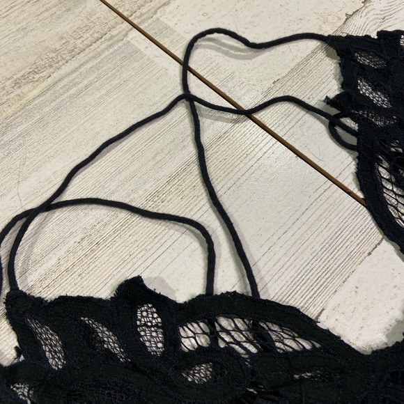 Free People Black Lace Strapy Adella Bralette Large - Picture 7 of 11